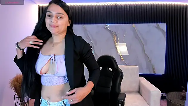 Megancoxx online show from October 12, 2025, 11:33 am