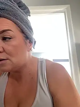 Snapshot of PoppyPrincessxox chatting on September 24, 2025, 10:55 am PoppyPrincessxox online show from September 24, 2025, 10:55 am