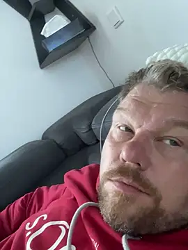 Snapshot of fetter_Daddy_Berlin chatting on September 24, 2025, 6:31 am fetter Daddy Berlin online show from September 24, 2025, 6:31 am