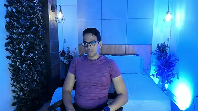 Snapshot of JacobDraven chatting on January 14, 2026, 3:43 am JacobDraven online show from January 14, 2026, 3:43 am