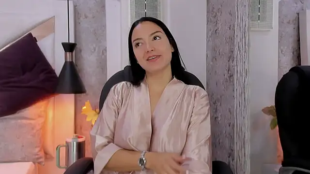 Megan-8 online show from January 16, 2026, 4:05 am