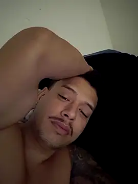 maicon9339 online show from October 29, 2025, 11:03 pm