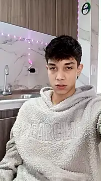 Snapshot of LeySmithVC chatting on November 28, 2025, 4:18 pm LeySmithVC online show from November 28, 2025, 4:18 pm