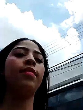 Snapshot of Aitana-4 chatting on October 9, 2025, 3:34 pm Aitana-4 online show from October 9, 2025, 3:34 pm