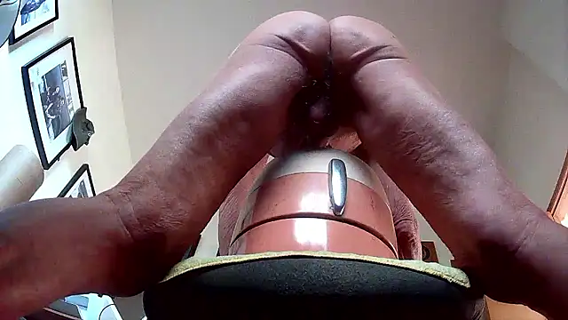 Snapshot of Nataku10 chatting on January 8, 2026, 12:16 am Nataku10 online show from January 8, 2026, 12:16 am