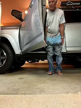 Nataku10 online show from November 5, 2025, 9:51 pm