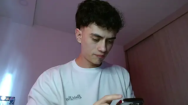 Snapshot of jaico_santos chatting on May 27, 2026, 9:11 pm jaico santos online show from May 27, 2026, 9:11 pm