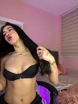 Snapshot of camila1_torres_ chatting on June 5, 2026, 8:58 pm camila1 torres online show from June 5, 2026, 8:58 pm