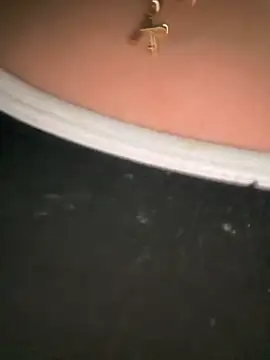 Isa klein online show from November 7, 2025, 1:32 am