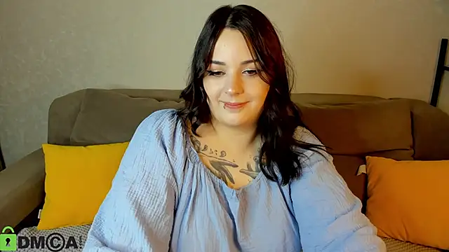 Mia R0ss online show from October 18, 2025, 1:07 am