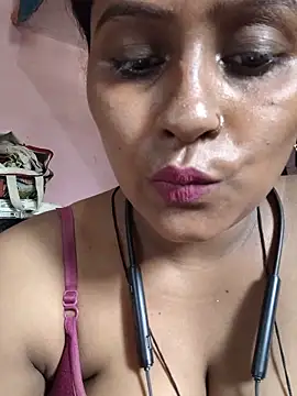 Snapshot of Jasmine_Januja chatting on May 20, 2026, 2:52 am Jasmine Januja online show from May 20, 2026, 2:52 am