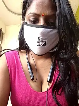 Snapshot of Jasmine_Januja chatting on January 11, 2026, 6:42 am Jasmine Januja online show from January 11, 2026, 6:42 am