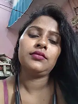 Snapshot of Jasmine_Januja chatting on May 21, 2026, 1:25 am Jasmine Januja online show from May 21, 2026, 1:25 am