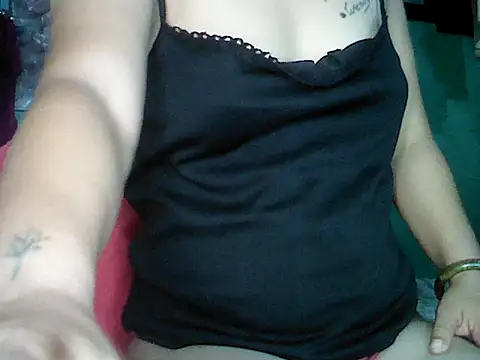 Snapshot of AsianKelly69 chatting on October 6, 2025, 12:34 am AsianKelly69 online show from October 6, 2025, 12:34 am