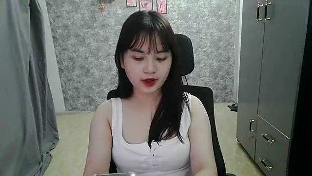 Lanbe11 online show from September 27, 2025, 5:52 pm