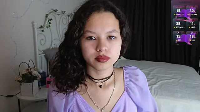 moco choco online show from November 26, 2025, 6:24 am