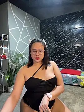 Snapshot of 1aquaticangel69 chatting on November 10, 2025, 2:55 pm 1aquaticangel69 online show from November 10, 2025, 2:55 pm