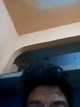 Snapshot of cesarin3535 chatting on November 30, 2025, 6:36 am cesarin3535 online show from November 30, 2025, 6:36 am