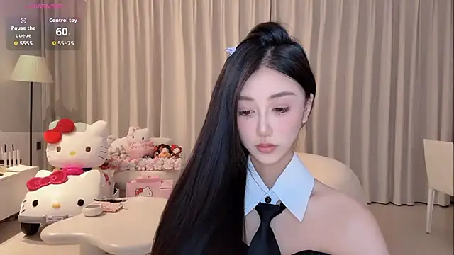 Snapshot of Melody-11 chatting on October 31, 2025, 2:13 pm Melody-11 online show from October 31, 2025, 2:13 pm