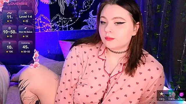 Marshmallowbeauty online show from October 12, 2025, 9:05 pm