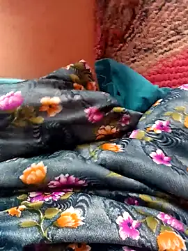 Hott locky online show from October 14, 2025, 11:33 am