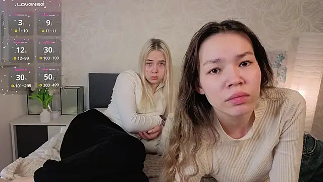 Snapshot of MarniOrdway chatting on December 21, 2025, 4:52 pm MarniOrdway online show from December 21, 2025, 4:52 pm