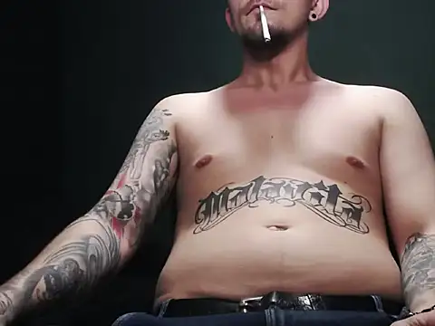 guesswhatbitch online show from November 9, 2025, 8:24 pm