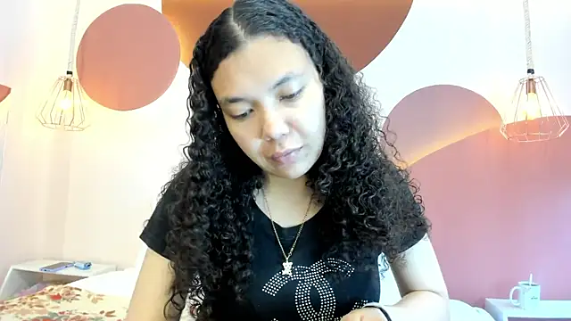 SweetStarr  online show from September 27, 2025, 12:44 pm