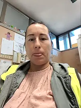 Snapshot of bichota85 chatting on October 30, 2025, 11:19 am bichota85 online show from October 30, 2025, 11:19 am