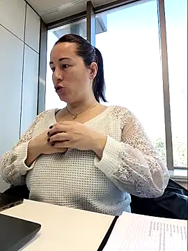 Snapshot of bichota85 chatting on February 6, 2026, 9:49 am bichota85 online show from February 6, 2026, 9:49 am