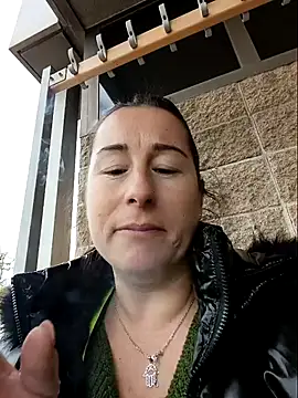 Snapshot of bichota85 chatting on November 20, 2025, 11:00 am bichota85 online show from November 20, 2025, 11:00 am