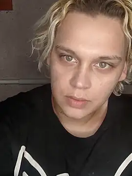 Snapshot of MargoShein chatting on November 13, 2025, 8:13 pm MargoShein online show from November 13, 2025, 8:13 pm