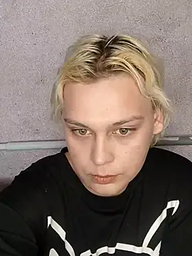 Snapshot of MargoShein chatting on October 31, 2025, 12:57 pm MargoShein online show from October 31, 2025, 12:57 pm