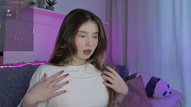  Lua   online show from March 23, 2026, 3:12 pm