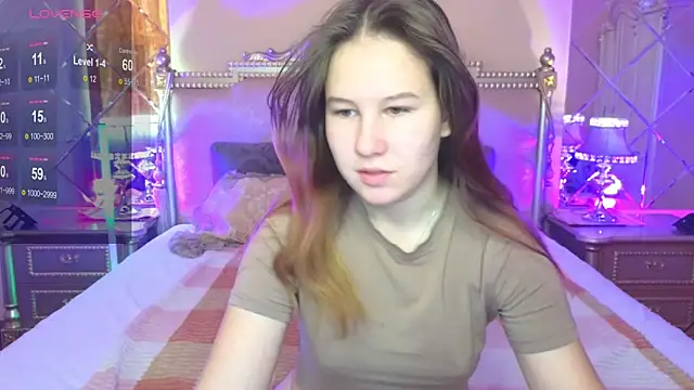 Snapshot of Lisa_Roses chatting on October 5, 2025, 4:58 am Lisa Roses online show from October 5, 2025, 4:58 am
