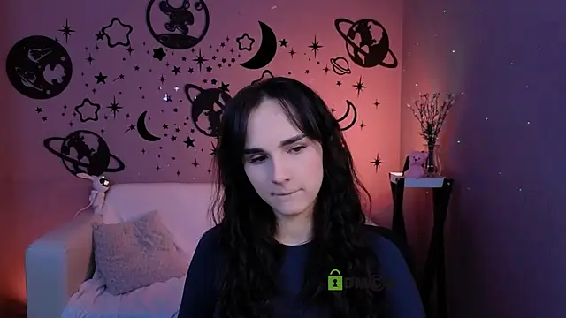 ariana ross7 online show from April 4, 2026, 7:20 pm