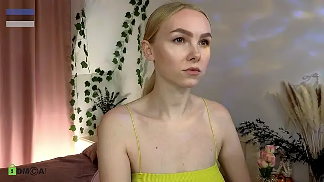 Snapshot of hey_Olivia chatting on November 27, 2025, 8:20 pm hey Olivia online show from November 27, 2025, 8:20 pm