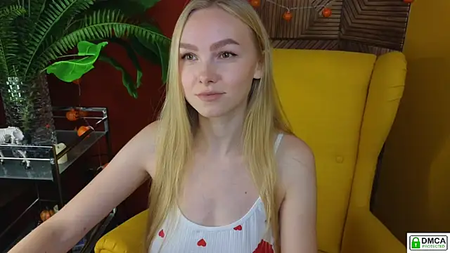 Snapshot of hey_Olivia chatting on November 6, 2025, 7:51 pm hey Olivia online show from November 6, 2025, 7:51 pm