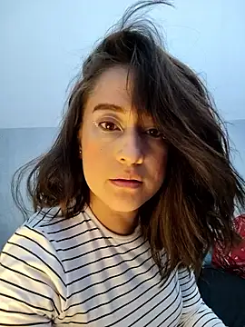 Snapshot of valery506 chatting on October 26, 2025, 7:14 pm valery506 online show from October 26, 2025, 7:14 pm