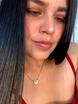 Snapshot of sophy_whiite_ chatting on September 20, 2025, 9:20 pm sophy whiite online show from September 20, 2025, 9:20 pm