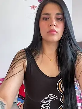 Snapshot of sophy_whiite_ chatting on September 24, 2025, 8:37 pm sophy whiite online show from September 24, 2025, 8:37 pm