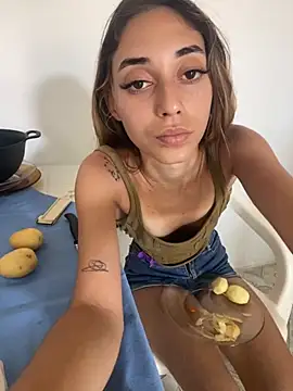 loirinhaaa online show from October 28, 2025, 3:00 pm