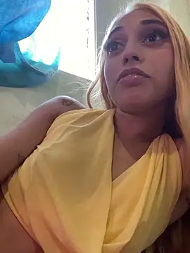 loirinhaaa online show from April 9, 2026, 6:58 pm