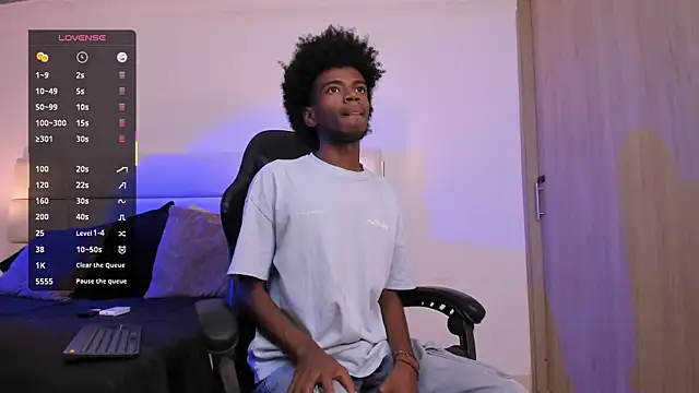 AllexJacob online show from November 8, 2025, 7:39 pm