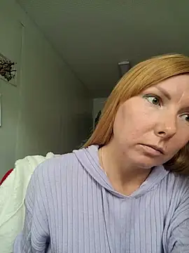 JenyJansi online show from October 3, 2025, 12:39 pm