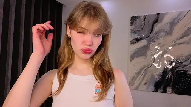 Snapshot of pienaple chatting on December 23, 2025, 4:12 am pienaple online show from December 23, 2025, 4:12 am