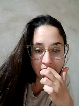 linameii online show from November 17, 2025, 6:28 am