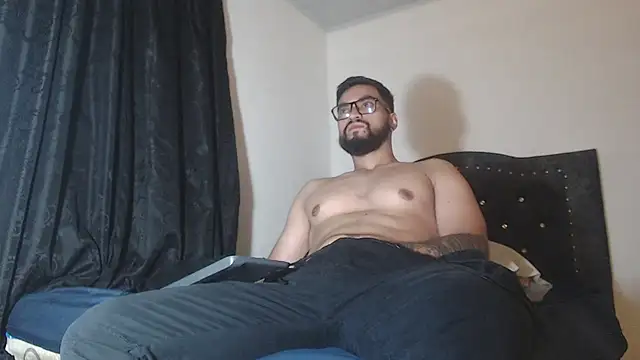 Chrys harris77 online show from March 27, 2026, 11:38 pm