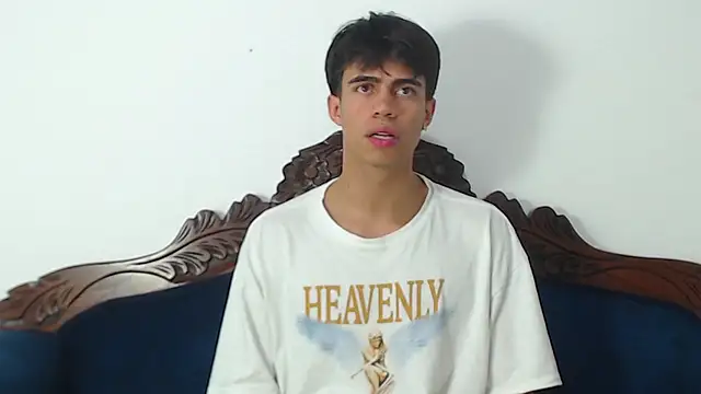 cody pipper  online show from November 22, 2025, 6:34 am