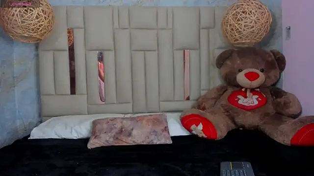 Dixiebelle online show from March 27, 2026, 3:26 am